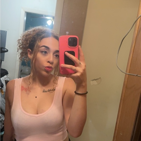 Meet your Posher, Sha - Picture 1 of 1